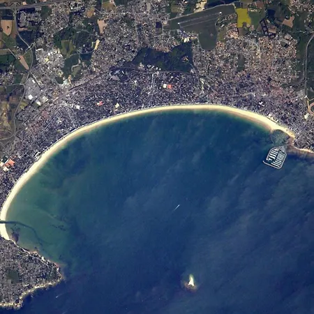 Jupiter Face Mer Devant La Plage Des Libraires Parking Prive *